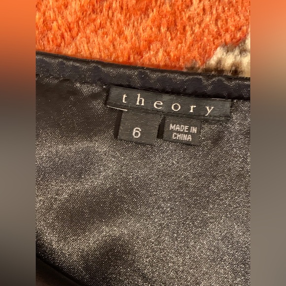 Theory sequined mini skirt- last chance, lowest price - Picture 3 of 3